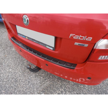 Prah piatych dverí s výstupky, ABS-čierna metalíza Škoda Fabia II Combi