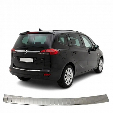 Nerezový leštený kryt hornej hrany zadného nárazníka Opel Zafira C Tourer 2011-2019 Nerezový leštený kryt hornej hrany zadného nárazníka Opel Zafira C Tourer 2011-2019