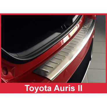 Nerez kryt- ochrana prahu zadného nárazníka Toyota Auris II 2013-15