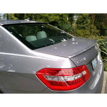 Zadné krídlo Mercedes-Benz E W212 10-13