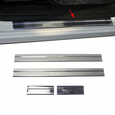 Nerez vnútorné kryty prahov leštené Omtec Nissan Qashqai 2007+ Nerez vnútorné kryty prahov leštené Omtec Nissan Qashqai 2007+