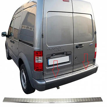 Leštený nerezový kryt hornej hrany zadného nárazníka Ford Transit Connect I / Tourneo Connect I 2003-13