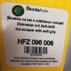 Originální  škrabka na led s rukojetí Škoda