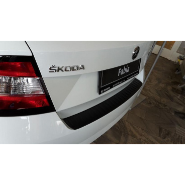 Ochranný panel zadného nárazníka čierny základný KI-R Škoda Fabia III htb