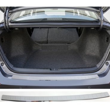 Nerez leštený kryt hornej hrany zadného nárazníka Honda Accord 2017+