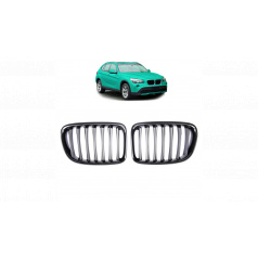 Gril BMW X1 E84 jednotlivé rebro Lesklá čierna