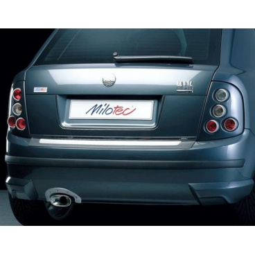Rozšírenie zadného nárazníka - strieborné matné - Škoda Fabia I Limousine 2000-2007