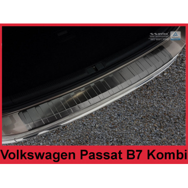 Nerez kryt čierna ochrana prahu zadného nárazníka Volkswagen Passat B7 kombi 2011-14 Nerez kryt čierna ochrana prahu zadného nárazníka Volkswagen Passat B7 kombi 2011-14