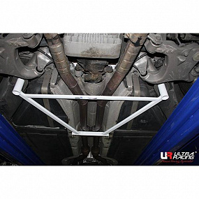 Rozpera BMW M5 E60 05-10 UltraRacing 4-bodová zadná dolná Brace