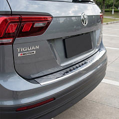 VW Tiguan II 2016+ (vč. ALLSPACE), Ssangyong Tores 2022+ nerez chróm ochranný panel zadného nárazníka Omtec